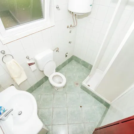 Spacious With Terrace In Apartman *