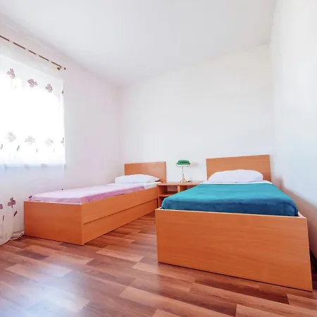 Spacious With Terrace In *